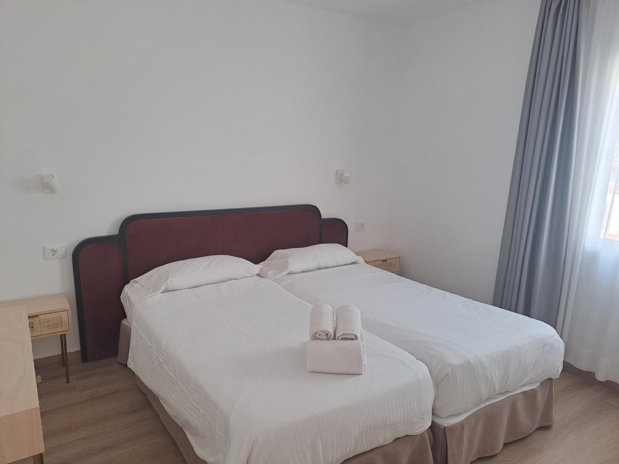 Homeforguest Apartamento Con Terraza Y Piscina En Corralejo Exterior foto